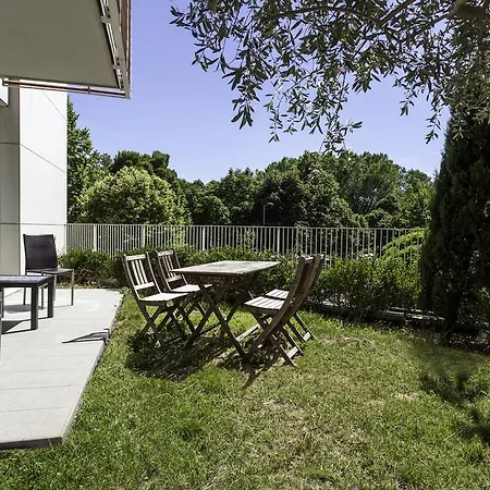 Delfina شقة فندقية