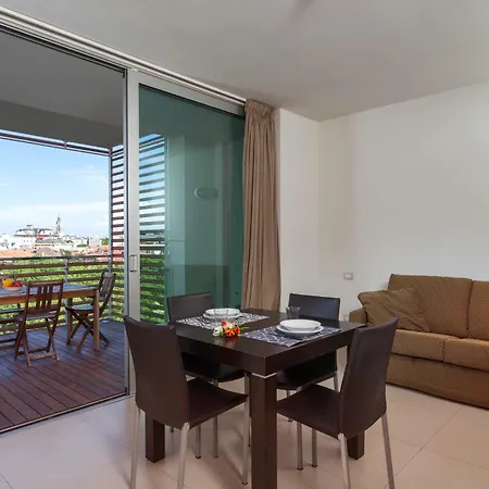 Delfina شقة فندقية ريميني