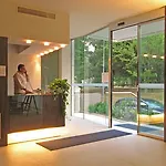 Delfina شقة فندقية 3*