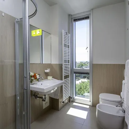 Aparthotel Delfina 3*