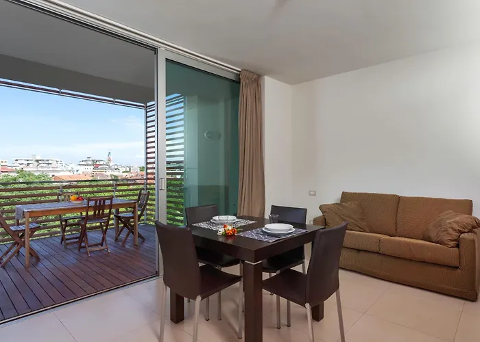 Delfina Apartahotel Rímini