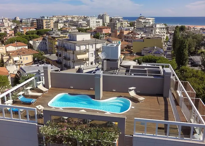 Aparthotel Delfina 3*