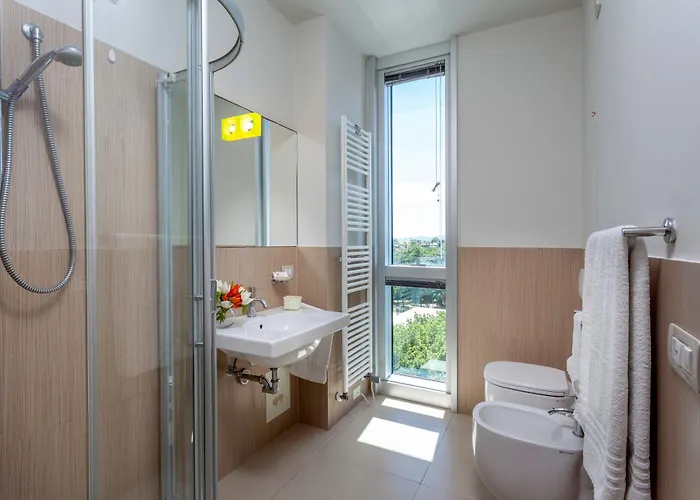 Aparthotel Delfina 3*