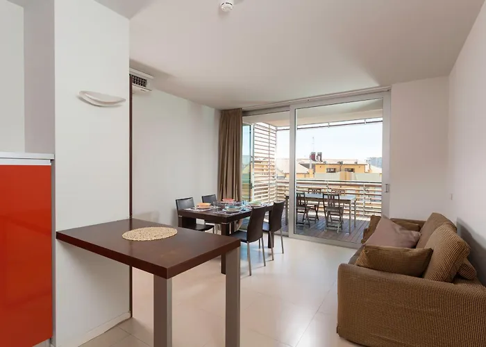 Aparthotel Delfina 3*